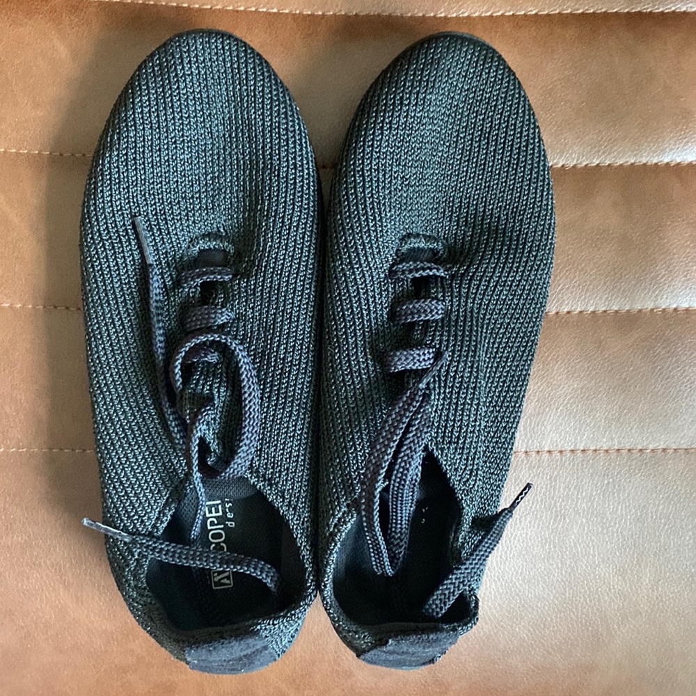 Arcopedico Like New Black Lace up LS